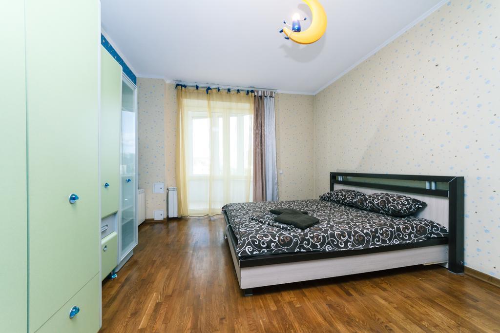 Two-Storey Apartment Near Iec Kiev Luaran gambar