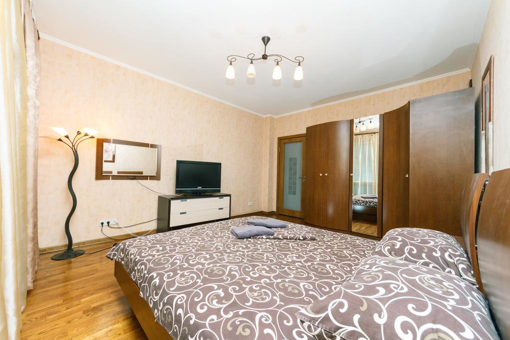 Two-Storey Apartment Near Iec Kiev Luaran gambar